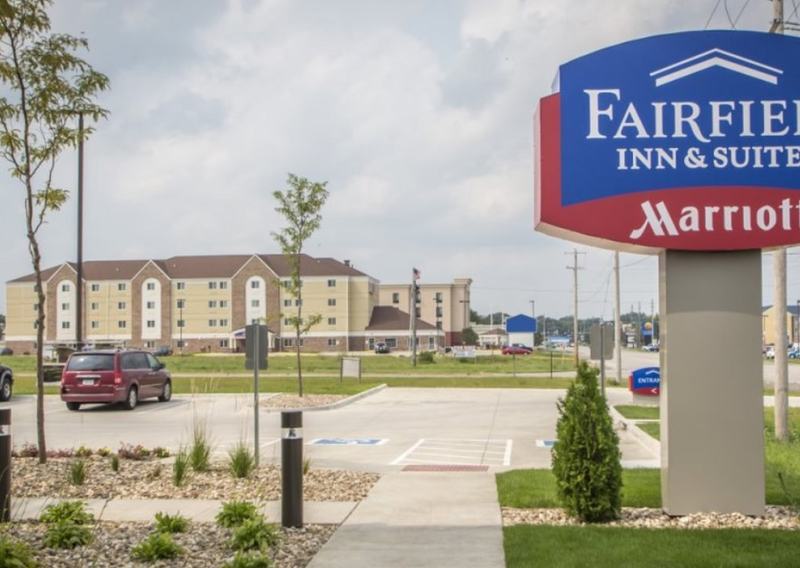 Fairfield Inn & Suites By Marriott Waterloo Cedar Falls Экстерьер фото